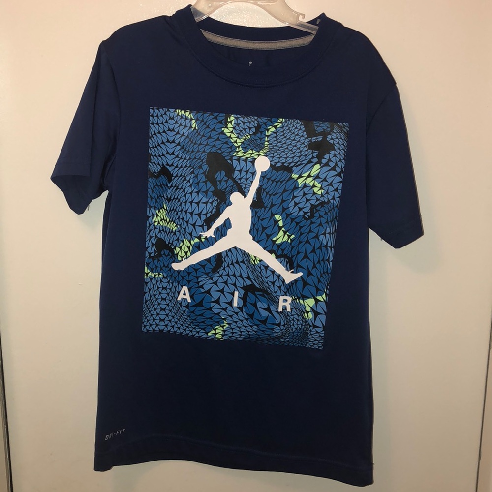 Dri fit Jordan boys shirt